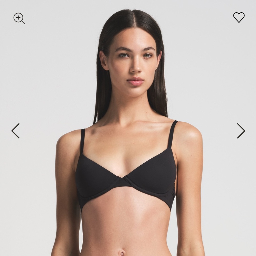 SKIMS Everybody Scoop Plunge Bra New
